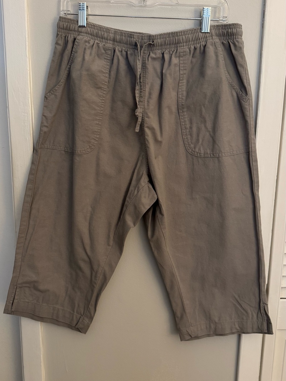 Jordana Rose PL Cotton Capri Pants Taupe